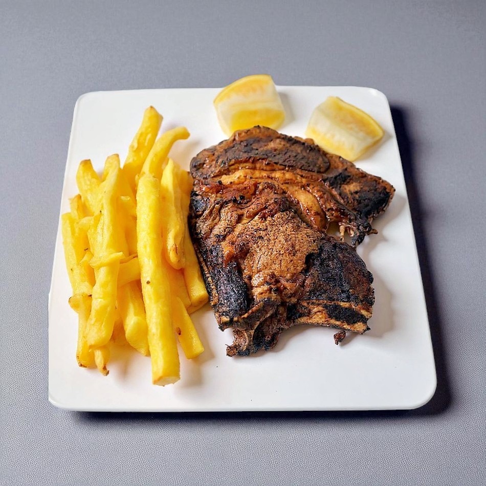 Bife de Costilla con Guarnición